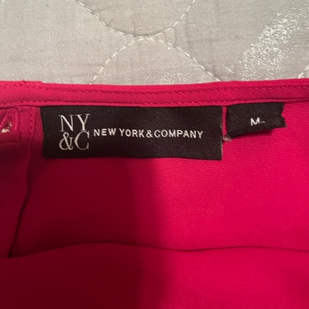 NY & CO~ RED BACK BUTTON BLOUSE~M - Picture 3 of 8